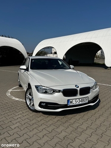 BMW Seria 3 330e iPerformance