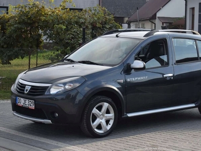 Dacia Sandero I Hatchback 5d 1.6 MPI 84KM 2012