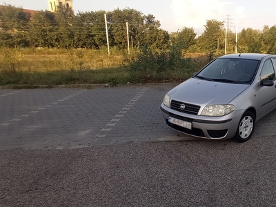 Fiat Punto III Bezwypadkowy, ciągle w ruchu, z nowym rozrządem.