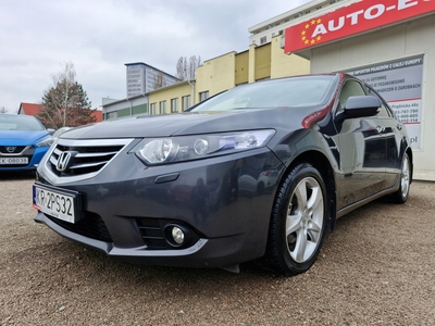 Honda Accord VIII Sedan 2.0 VTEC 156KM 2011