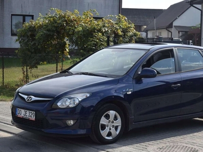 Hyundai i30 I CW Facelifting 1.6 CRDi 90KM 2011