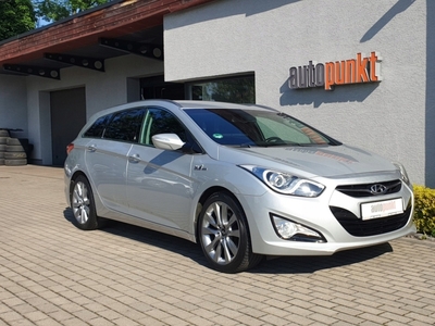 Hyundai i40 Kombi 1.6 GDI 135KM 2011