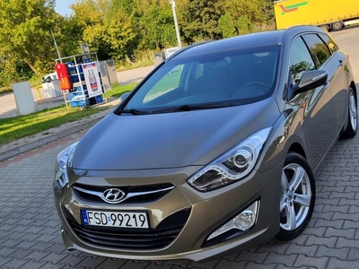 Hyundai i40 Kombi 2.0 GDI 177KM 2014