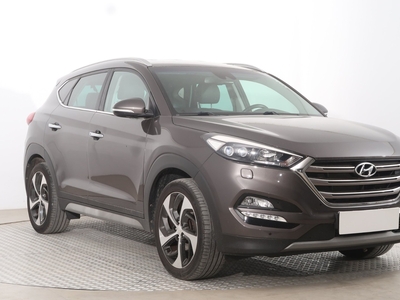 Hyundai Tucson , Serwis ASO, VAT 23%, Skóra, Navi, Klimatronic, Tempomat,