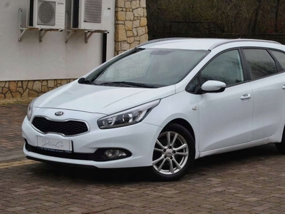 Kia Ceed II Kombi 1.6 CRDi 110KM 2014