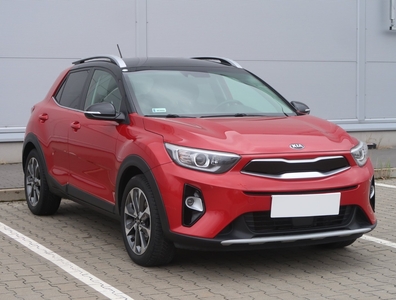 Kia Stonic , Salon Polska, Serwis ASO, VAT 23%, Skóra, Klimatronic,