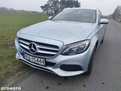 Mercedes-Benz Klasa C 220 d 4Matic T 7G-TRONIC Avantgarde