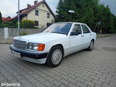 Mercedes-Benz W201 (190)