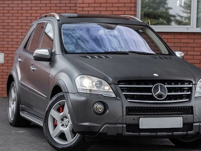 Mercedes Klasa M W164 Off-roader Facelifting AMG 6.2 V8 (63 AMG) 510KM 2010