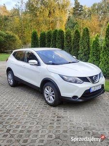 Nissan Qashqai 2,0 FWD wersja kanadyjska Rogue Sport