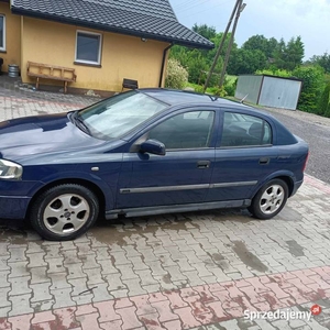 Opel Astra 2