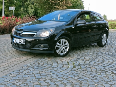 Opel Astra J Hatchback 5d 1.7 CDTI ECOTEC 110KM 2009