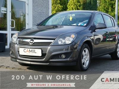 Opel Astra J Hatchback 5d 1.7 CDTI ECOTEC 110KM 2011