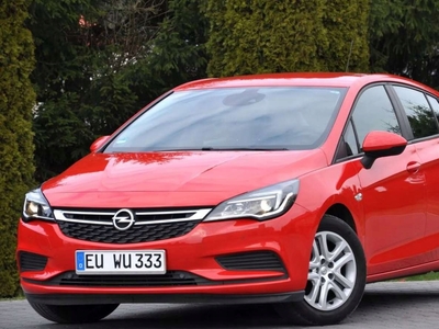 Opel Astra K Hatchback 5d 1.4 Turbo 125KM 2015