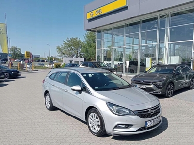 Opel Astra K Sports Tourer 1.6 CDTI 110KM 2017