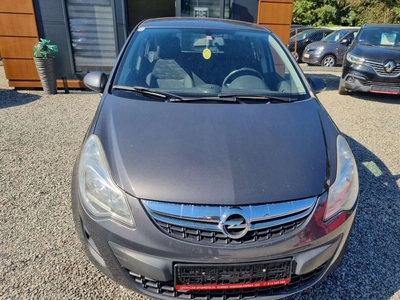 Opel Corsa D 2011