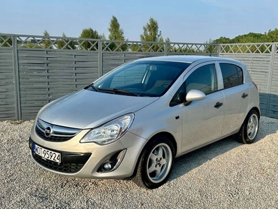 Opel Corsa D Hatchback 5d Facelifting 1.3 CDTI ECOTEC 75KM 2012