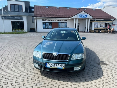 Skoda Octavia II Hatchback 1.6 MPI 102KM 2004