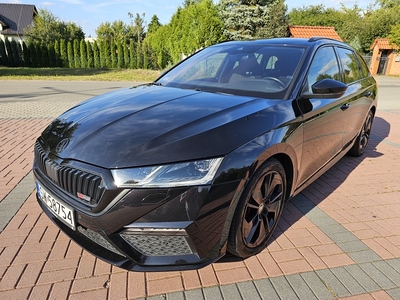 Skoda Octavia IV RS Kombi 2.0 TSI 245KM 2021