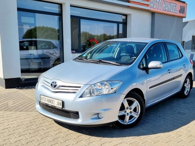 Toyota Auris I Hatchback 1.33VVT-i 100KM 2010