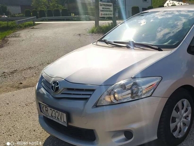 Toyota Auris I Hatchback 5d Facelifting 1.4 D-4D 90KM 2011