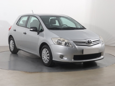 Toyota Auris I , Salon Polska, Serwis ASO, Klima