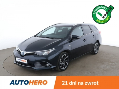 Toyota Auris II hybryda/ automat/ kamera/ Bluetooth