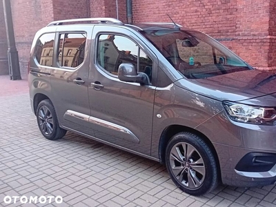 Toyota Proace City Verso 1.5 D-4D Family