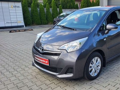 Toyota Verso-S 1.33 Dual VVT-i 99KM 2011