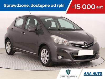 Toyota Yaris III Hatchback 5d 1.33 Dual VVT-i 99KM 2013