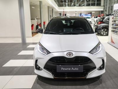 Toyota Yaris IV Hatchback 1.5 Dynamic Force 125KM 2022