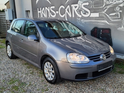 Volkswagen Golf V Hatchback 1.6 i 102KM 2006