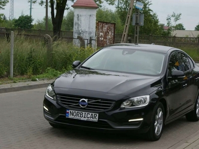 Volvo S60 II Sedan Facelifting 2.0 D3 DRIVE-E 150KM 2019