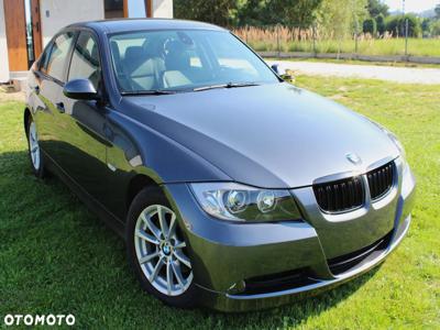 BMW Seria 3 318d