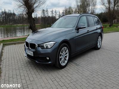 BMW Seria 3 318d Touring Sport Line