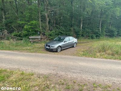 BMW Seria 3 318i