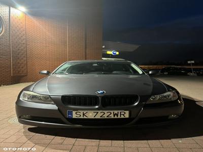 BMW Seria 3 318i