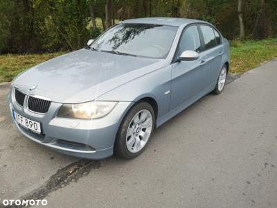 BMW Seria 3 318i