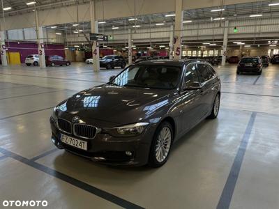 BMW Seria 3 320d Luxury Line