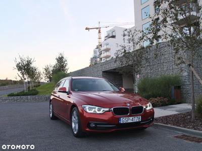 BMW Seria 3 320d Touring Sport Line