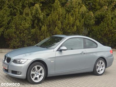 BMW Seria 3 320i