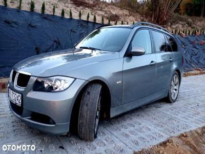 BMW Seria 3 320i