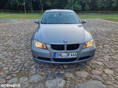 BMW Seria 3 320i