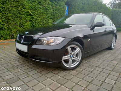 BMW Seria 3 320i