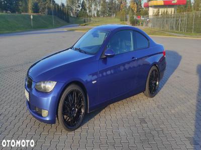 BMW Seria 3 320i Coupe