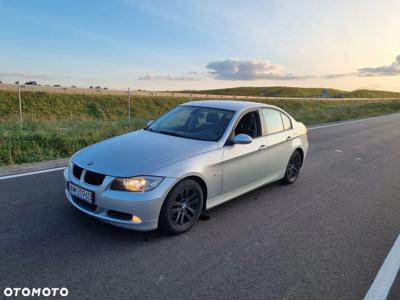 BMW Seria 3 320i