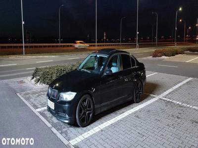 BMW Seria 3 325i