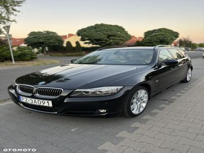 BMW Seria 3 330d DPF Touring Edition Exclusive