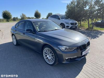 BMW Seria 3 335d xDrive Luxury Line