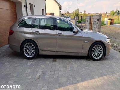 BMW Seria 5 520d Touring Luxury Line